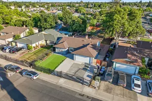 3970 Shining Star Dr, Sacramento, CA 95823 - Photo 29