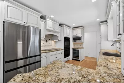 1140 Castec Drive, Sacramento, CA 95864 - Photo 17