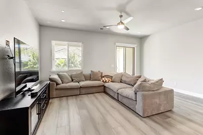 7049 Lakehaven Drive, Roseville, CA 95747 - Photo 11