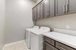 7049 Lakehaven Dr, Roseville, CA 95747 - Photo 27