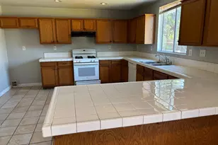 3358 Jonathen St, Stockton, CA 95206 - Photo 9