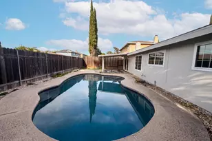 6840 Oaklawn Way, Fair Oaks, CA 95628 - Photo 5