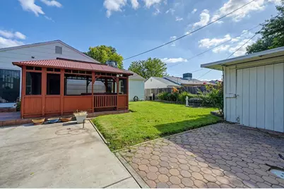 6039 McMahon Drive, Sacramento, CA 95824 - Photo 39