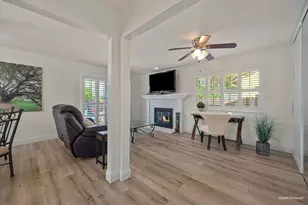 6039 McMahon Dr, Sacramento, CA 95824 - Photo 17