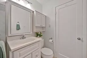 6039 McMahon Dr, Sacramento, CA 95824 - Photo 29