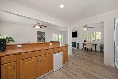 6039 McMahon Drive, Sacramento, CA 95824 - Photo 13