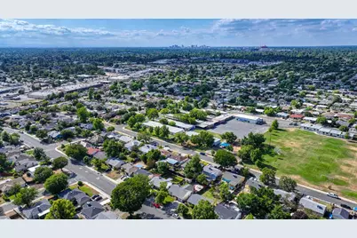 6039 McMahon Drive, Sacramento, CA 95824 - Photo 49
