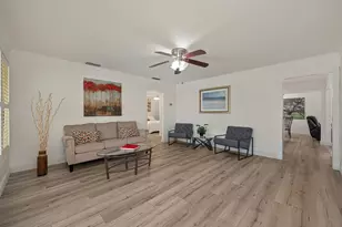 6039 McMahon Dr, Sacramento, CA 95824 - Photo 5