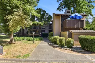 2201 Woodside Ln, Sacramento, CA 95825 - Photo 1