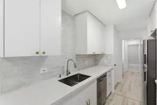 2201 Woodside Ln, Sacramento, CA 95825 - Photo 15