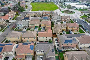 17125 Laurel Oak Ln, Lathrop, CA 95330 - Photo 35