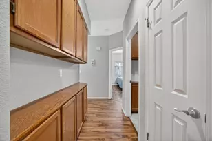 6906 Hollybrook Dr, Sacramento, CA 95823 - Photo 25