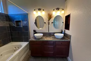5814 Anchor Bay Way, Elk Grove, CA 95758 - Photo 9