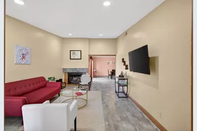 7677 Harvest Woods Drive, Sacramento, CA 95828 - Photo 7