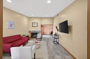 7677 Harvest Woods Dr, Sacramento, CA 95828 - Photo 7