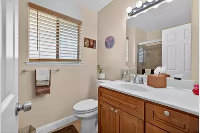 7677 Harvest Woods Drive, Sacramento, CA 95828 - Photo 21