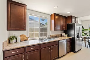 5380 Troutdale Wy, Sacramento, CA 95823 - Photo 11