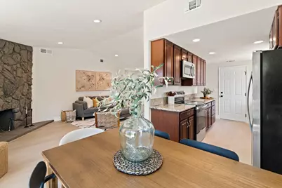5380 Troutdale Way, Sacramento, CA 95823 - Photo 9