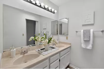 5347 Coral Creek Way, Elk Grove, CA 95758 - Photo 43