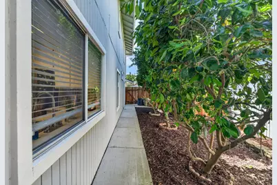 5347 Coral Creek Way, Elk Grove, CA 95758 - Photo 53
