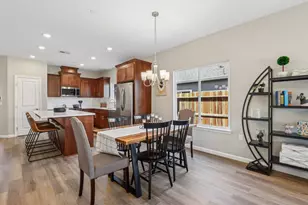 5129 St Edwards Wy, Elk Grove, CA 95758 - Photo 5