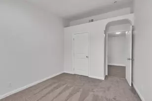 7988 Valley Green Dr, Sacramento, CA 95823 - Photo 13