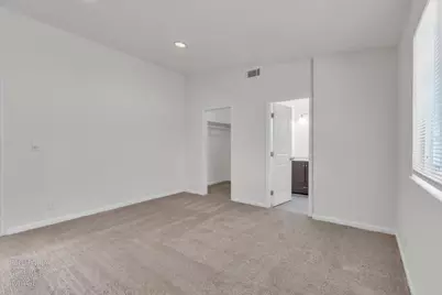 7988 Valley Green Drive, Sacramento, CA 95823 - Photo 11