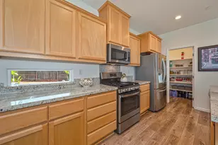 1054 Sagittaria Cir, Rocklin, CA 95765 - Photo 19