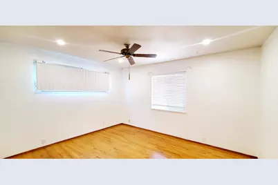 7722 Woodside Drive, Stockton, CA 95207 - Photo 31
