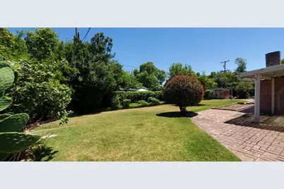 7722 Woodside Drive, Stockton, CA 95207 - Photo 39