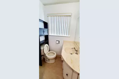7722 Woodside Drive, Stockton, CA 95207 - Photo 19