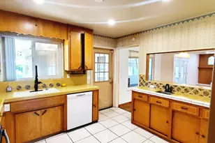 7722 Woodside Dr, Stockton, CA 95207 - Photo 11