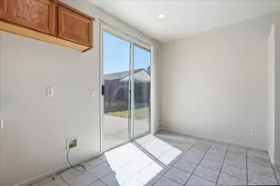 6820 Ranch House Way, Citrus Heights, CA 95621 - Photo 13