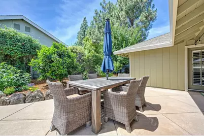2218 McLaren Drive, Roseville, CA 95661 - Photo 47