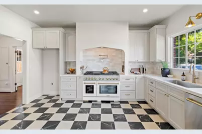 823 W Lodi Avenue, Lodi, CA 95240 - Photo 5