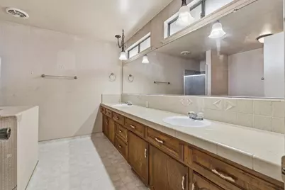 3460 Roselle Avenue, Modesto, CA 95355 - Photo 21