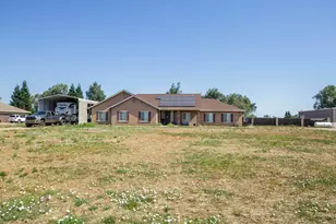 21187 E Rose Clover Ln, Linden, CA 95236 - Photo 5