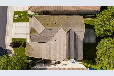 9401 Canmoor Circle, Elk Grove, CA 95758 - Photo 43