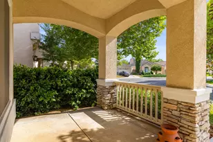 9401 Canmoor Cir, Elk Grove, CA 95758 - Photo 5