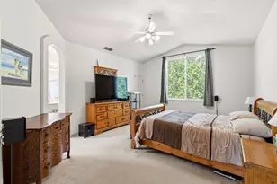 9401 Canmoor Cir, Elk Grove, CA 95758 - Photo 33