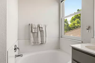 9401 Canmoor Circle, Elk Grove, CA 95758 - Photo 39