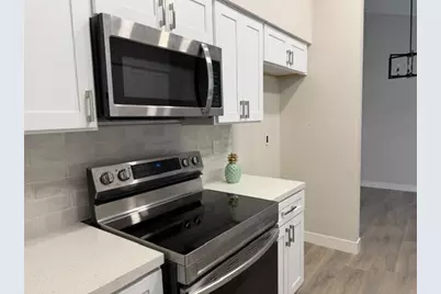 8347 Cherbourg Court, Stockton, CA 95210 - Photo 3