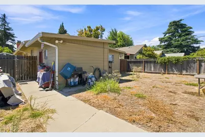 221 W 1st Street, Ripon, CA 95366 - Photo 27