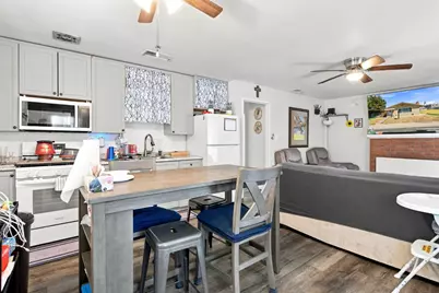 221 W 1st Street, Ripon, CA 95366 - Photo 7