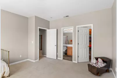 639 Mt Rushmore Drive, Newman, CA 95360 - Photo 9