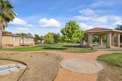 7300 S Frick Road, Stockton, CA 95215 - Photo 5
