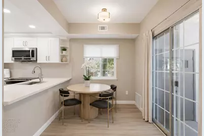 977 Warburton Avenue #301, Santa Clara, CA 95050 - Photo 11