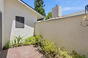7405 Monogram Dr, Sacramento, CA 95842 - Photo 13
