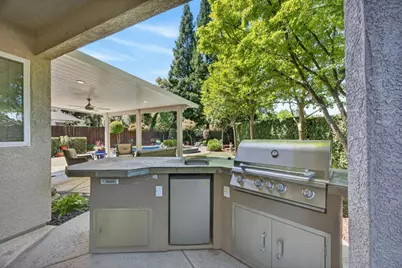 5500 Tierra Gardens Lane, Carmichael, CA 95608 - Photo 9