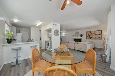 8090 Calle Royale Way, Sacramento, CA 95823 - Photo 13